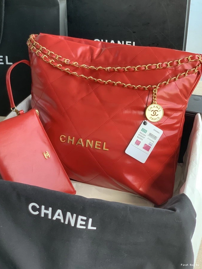 CHANEL HANDBAG 22 0802